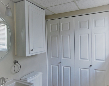 2874 Florence Drive - Photo Thumbnail 5