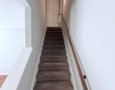 3816 Landing Terrace - Photo Thumbnail 24