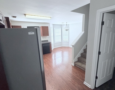 3816 Landing Terrace - Photo Thumbnail 7