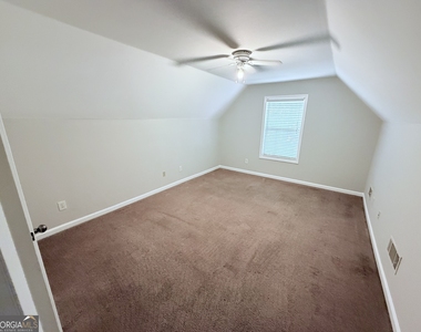 3816 Landing Terrace - Photo Thumbnail 25