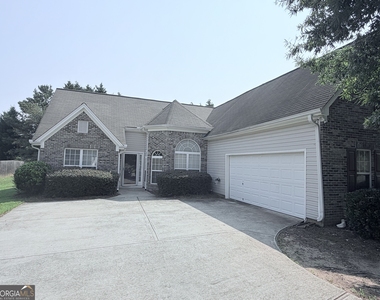 3816 Landing Terrace - Photo Thumbnail 2