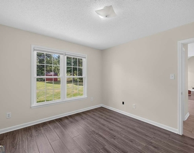 1262 Bowman Road - Photo Thumbnail 14