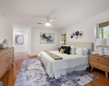 4198 Lake Rill Court - Photo Thumbnail 15