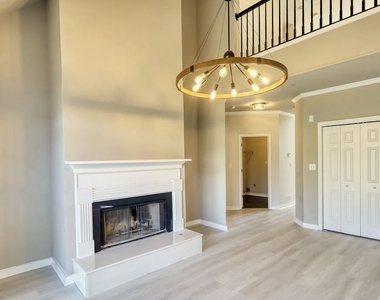 2111 Highland Club Drive Se - Photo Thumbnail 9
