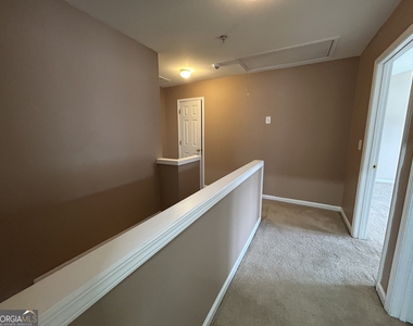 226 Regent Square - Photo Thumbnail 8