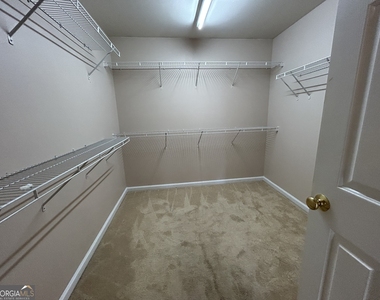 226 Regent Square - Photo Thumbnail 12