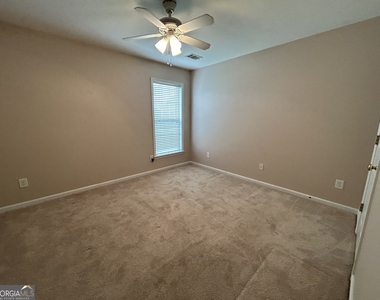 226 Regent Square - Photo Thumbnail 6