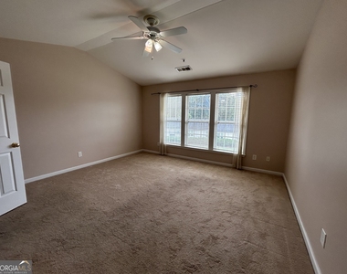 226 Regent Square - Photo Thumbnail 9