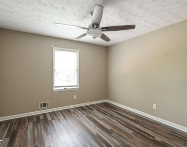5240 Emmett Still Road - Photo Thumbnail 18