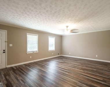 5240 Emmett Still Road - Photo Thumbnail 7