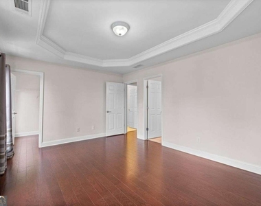 1034 East Paces Chas Ne - Photo Thumbnail 26
