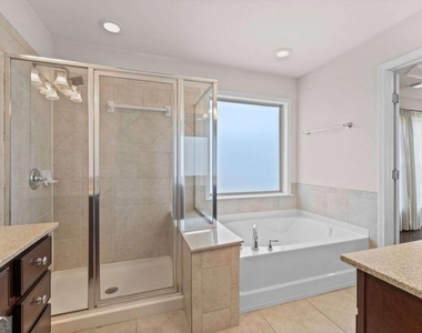 1034 East Paces Chas Ne - Photo Thumbnail 22