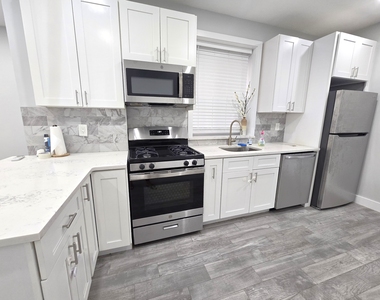 44-4 30th Avenue - Photo Thumbnail 1
