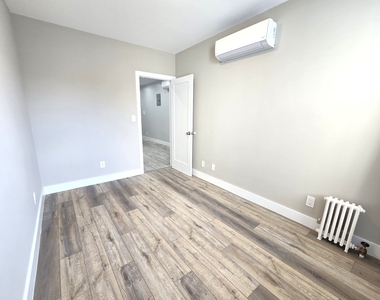 44-4 30th Avenue - Photo Thumbnail 8