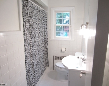 18 Carrol St - Photo Thumbnail 6