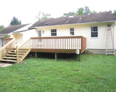 18 Carrol St - Photo Thumbnail 7