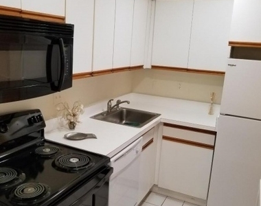 519 Trinity Pl - Photo Thumbnail 22