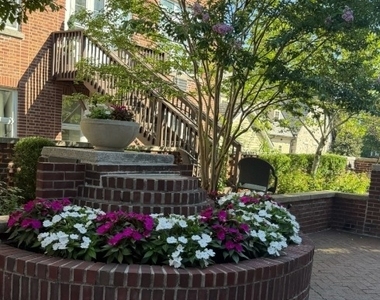 519 Trinity Pl - Photo Thumbnail 25