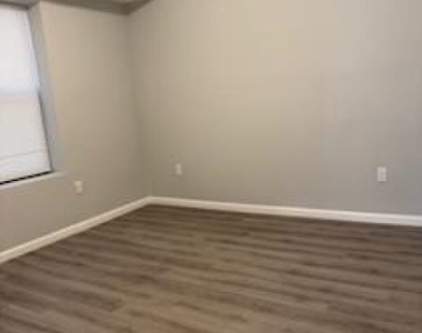 118 W 2nd Ave - Photo Thumbnail 6