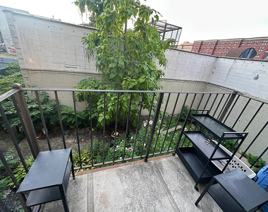 66 Buffalo Avenue - Photo Thumbnail 6
