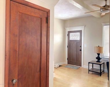 1213 4th Avenue - Photo Thumbnail 4