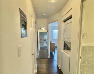 63 Manor Drive - Photo Thumbnail 6