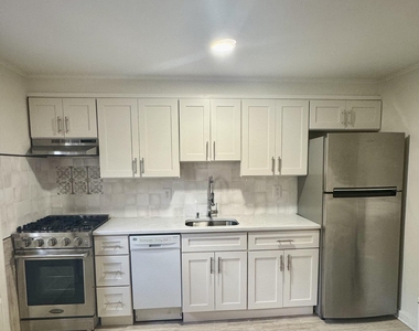 63 Manor Drive - Photo Thumbnail 5