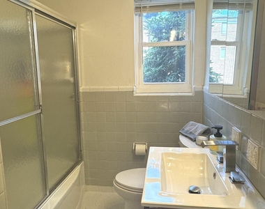 63 Manor Drive - Photo Thumbnail 9