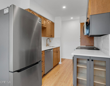 1201 E Ocean Avenue - Photo Thumbnail 6