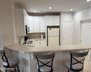 22 Cooper Avenue - Photo Thumbnail 5