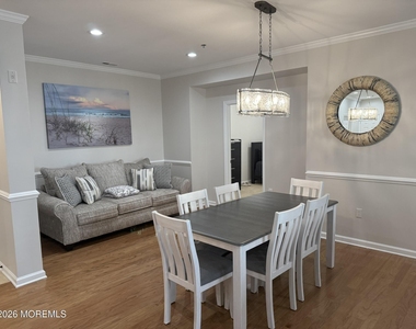 22 Cooper Avenue - Photo Thumbnail 4