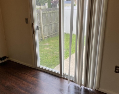 3228 Mystic Port Place - Photo Thumbnail 5