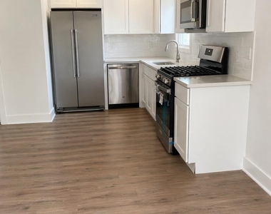 506 Bath Avenue - Photo Thumbnail 2