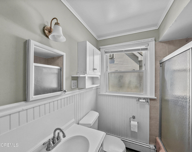 42 Cottage Place - Photo Thumbnail 10