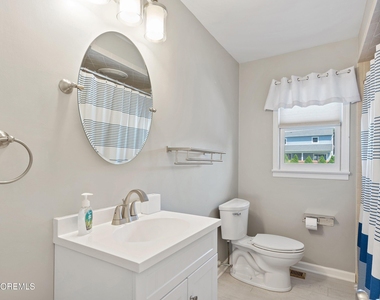 1204 Holly Place - Photo Thumbnail 23