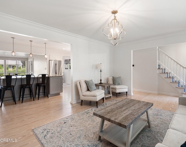 1204 Holly Place - Photo Thumbnail 3
