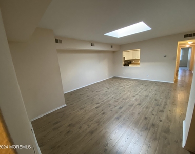 69 1st Avenue - Photo Thumbnail 4