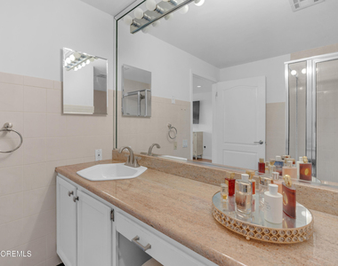 525 Ocean Boulevard - Photo Thumbnail 13