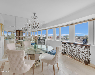 525 Ocean Boulevard - Photo Thumbnail 9