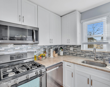 410 4th Avenue - Photo Thumbnail 7