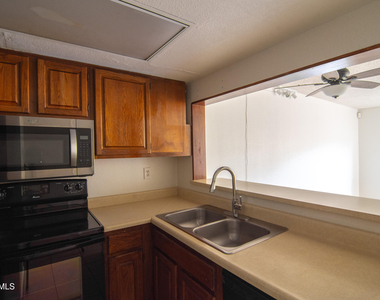 4221 E Almeria Road - Photo Thumbnail 1