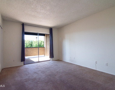 4221 E Almeria Road - Photo Thumbnail 7