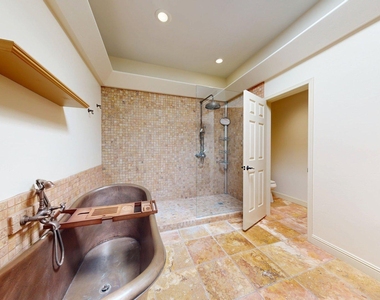 8100 E Camelback Road - Photo Thumbnail 22