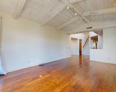 8100 E Camelback Road - Photo Thumbnail 3