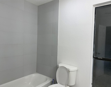 206 E Ridgegate Drive - Photo Thumbnail 27