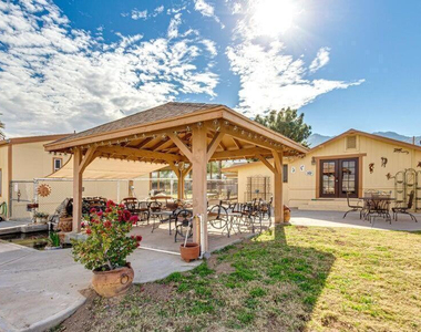 3232 W Carver Road - Photo Thumbnail 3