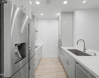 6803 E Main Street - Photo Thumbnail 11