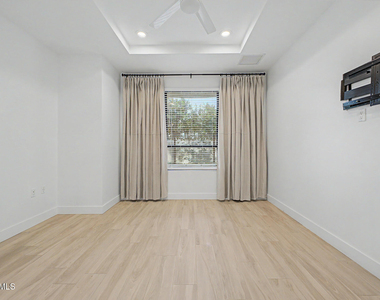 6803 E Main Street - Photo Thumbnail 15