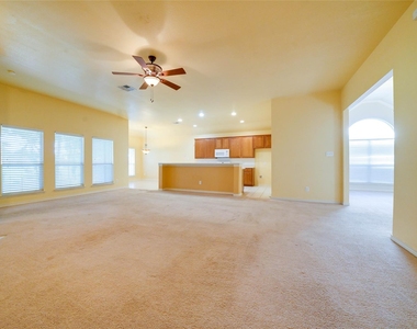 9724 Water Tree Drive - Photo Thumbnail 6