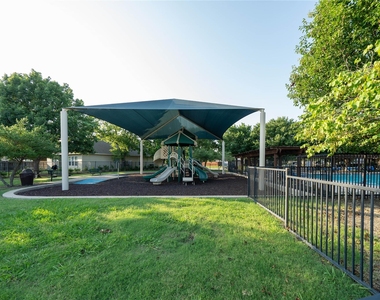 9724 Water Tree Drive - Photo Thumbnail 22